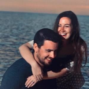 Meet your Posher, Holly